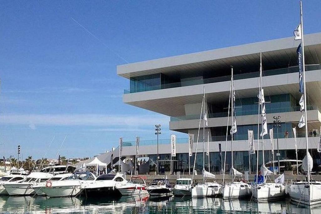 Luminoso Apartamento * La Marina De Valencia Kültér fotó